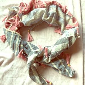 Square-cut Scarf